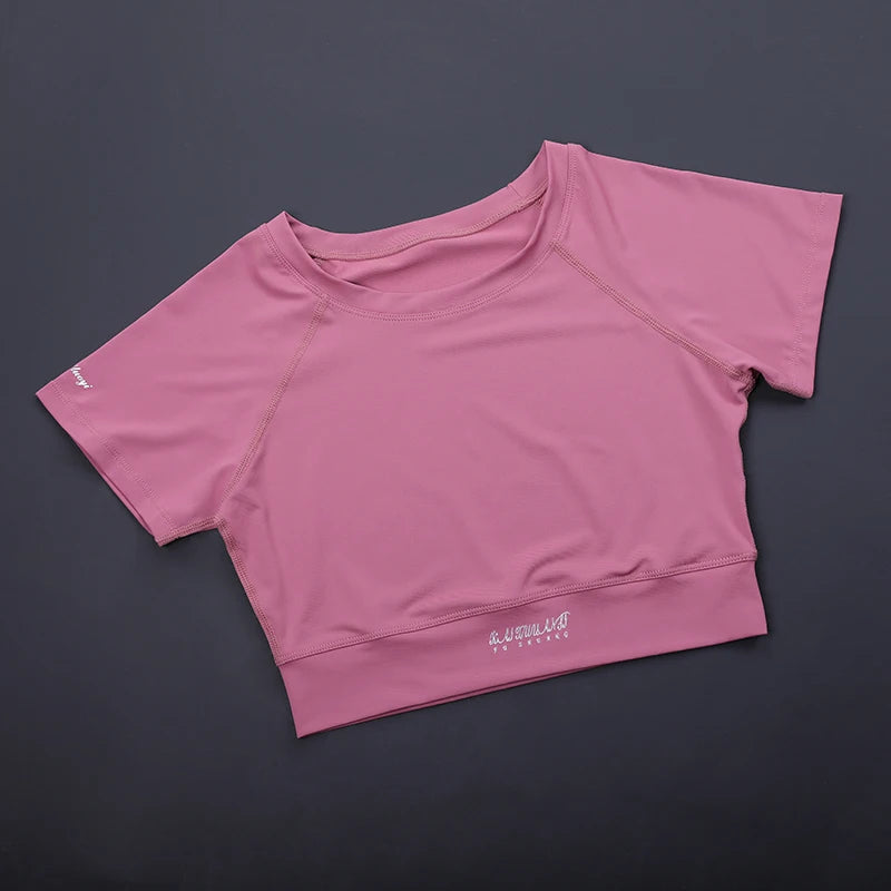Trendy Women's Fitness Crop Top - Fitted Breathable Short Sleeve, Quick-Dry Yoga Running Shirt, Summer Workout Sports Tee
