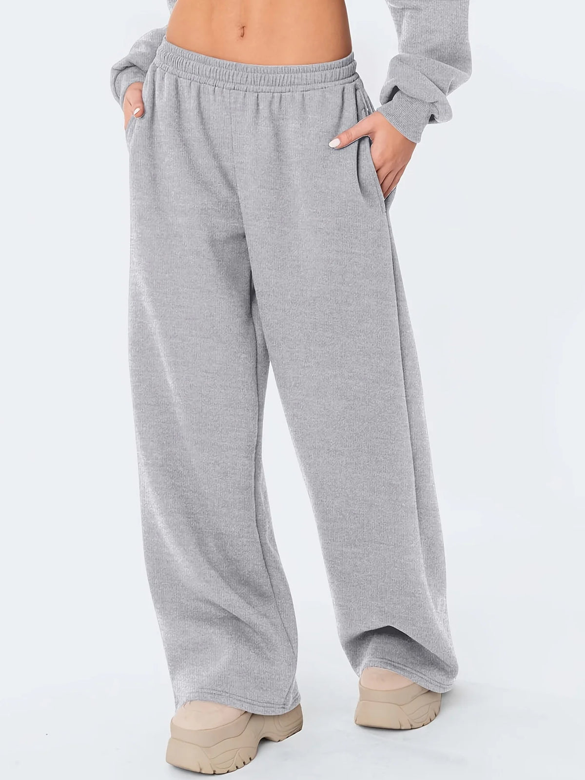 Women's wide leg casual pants are warm and comfortable. Winter solid color casual pants are loose fit