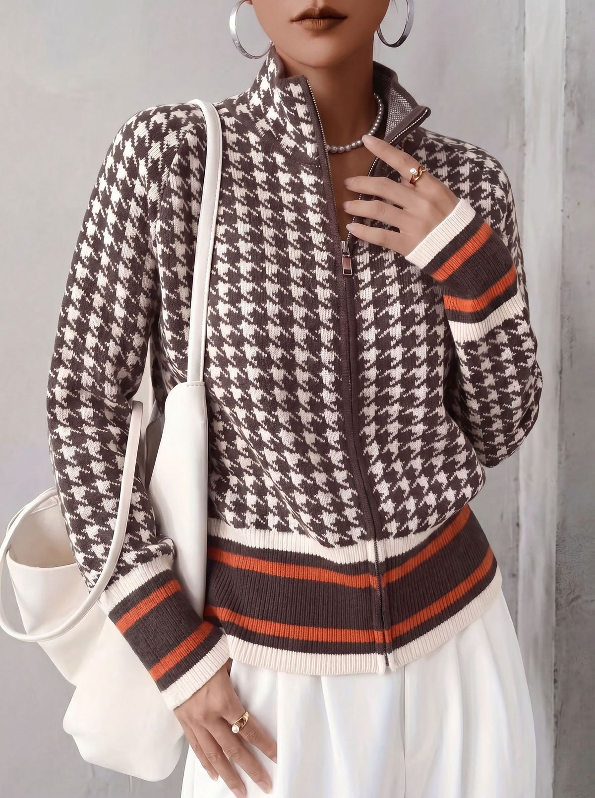 Chic Houndstooth Zip-Up Knit Cardigan for Women, Stand Collar, Color-Blocking, Slim Fit, Autumn/Winter Fashion Sweater Coat