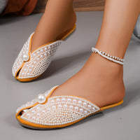 Covered-toe Half Slippers Women Versatile Flat Heel Trendy Pearl Slippers for Outdoor Wear