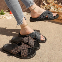 Women's Outdoor Walking Sandals Summer Trendy Color-blocked Designer Slippers Stylish Round Toe Buckle Open Toe Flat Sandals 42
