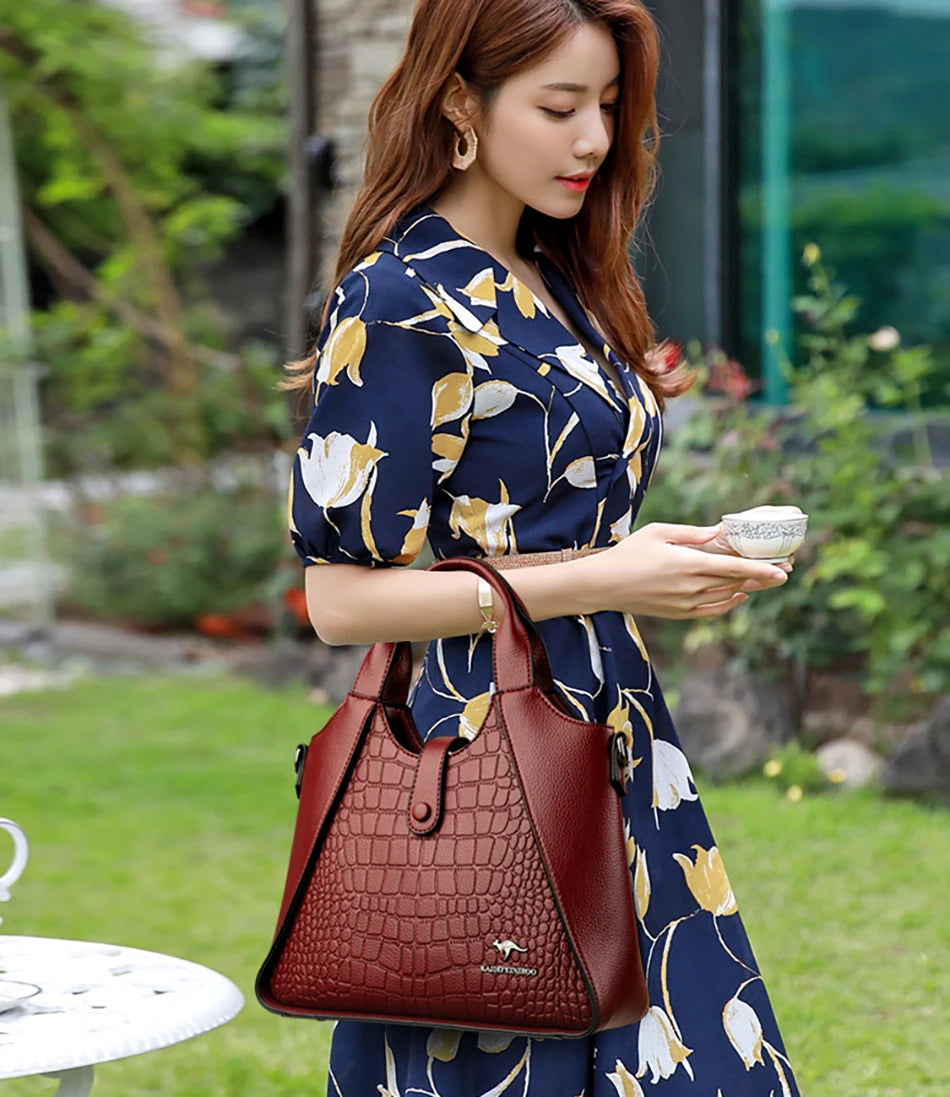 2024 New Fashion Trend Women's Handbag High Quality Soft Leather Women Shoulder Bolsas Solid Color Retro Female Tote Bags Sac