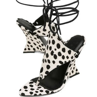 2026 Women's Summer Trendy Irregular High Heels Cross Tie Toe Sandals European and American Fashion Banquet Walking Shoes