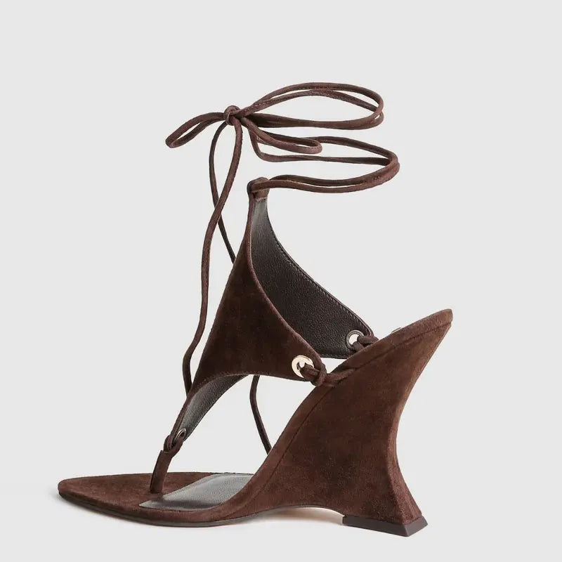 2026 Women's Summer Trendy Irregular High Heels Cross Tie Toe Sandals European and American Fashion Banquet Walking Shoes